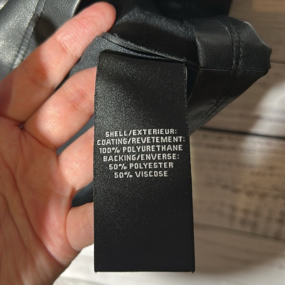 Bagatelle Black Boxy Crop Top Large - Picture 7 of 13